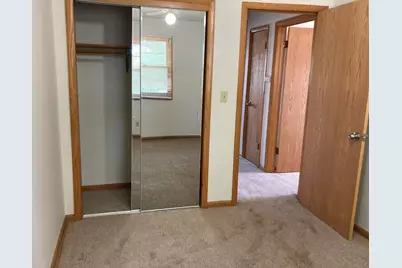 3856 S 83rd St, Milwaukee, WI 53220 - Photo 14