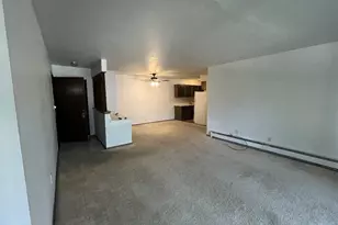 207 Williamsburg Dr, Thiensville, WI 53092 - Photo 8