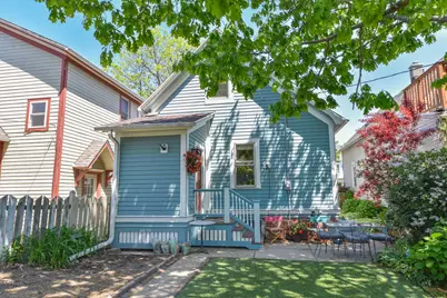 2553 N Dousman St, Milwaukee, WI 53212 - Photo 26