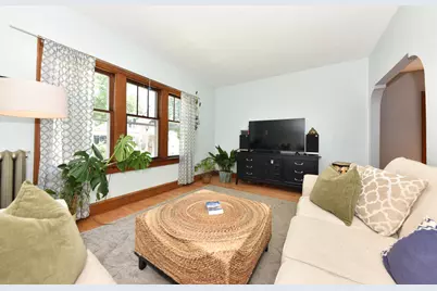 2553 N Dousman St, Milwaukee, WI 53212 - Photo 4