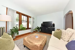 2553 N Dousman St, Milwaukee, WI 53212 - Photo 4