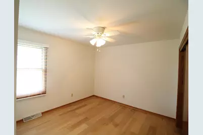 N77W15970  Settlers Ct, Menomonee Falls, WI 53051 - Photo 28