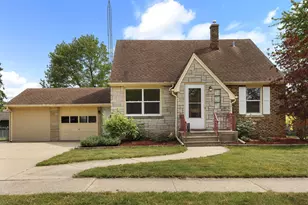1815 29th St, Kenosha, WI 53140 - Photo 1