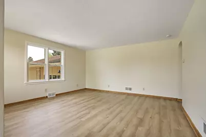 1815  29th St, Kenosha, WI 53140 - Photo 4