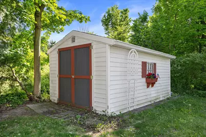 W235S5479  Big Bend Rd, Waukesha, WI 53189 - Photo 26