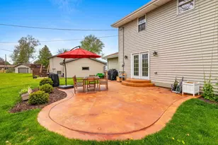 1419 Lee Cir, Manitowoc, WI 54220 - Photo 42
