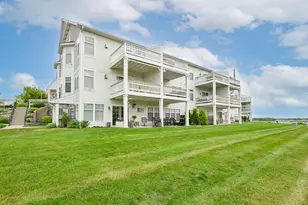 2126 Landings Ln, Delavan, WI 53115 - Photo 28