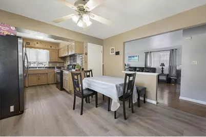4846 N 76th St, Milwaukee, WI 53218 - Photo 4