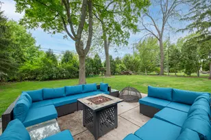 215 Leanore Ln, Brookfield, WI 53005 - Photo 4