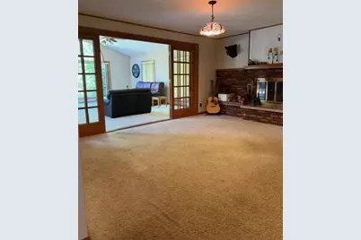 42  Robin Hill Dr, Racine, WI 53406 - Photo 8