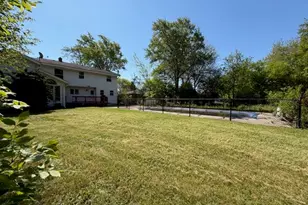 42 Robin Hill Dr, Racine, WI 53406 - Photo 28
