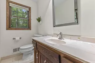 N10W27274 Rolling Ridge Dr, Pewaukee, WI 53188 - Photo 20