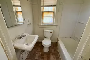 2429 W Mitchell St, Milwaukee, WI 53204 - Photo 8
