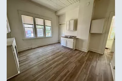 2429 W Mitchell St #2431, Milwaukee, WI 53204 - Photo 4