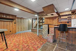 8125 W Dixon St, Milwaukee, WI 53214 - Photo 22