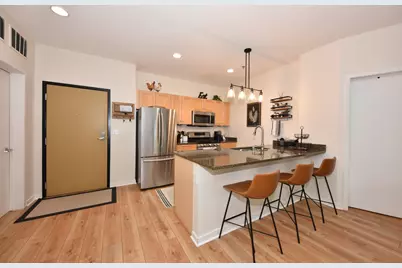 2080 N Commerce St #318, Milwaukee, WI 53212 - Photo 4