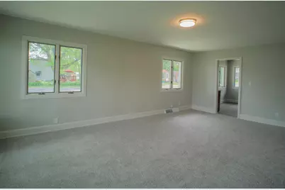 1300  Center St, Watertown, WI 53098 - Photo 10