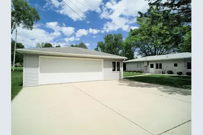 1300  Center St, Watertown, WI 53098 - Photo 20