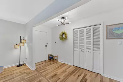 3745  Pilgrim Rd, Brookfield, WI 53005 - Photo 2