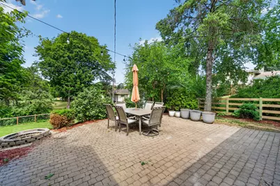 3745  Pilgrim Rd, Brookfield, WI 53005 - Photo 24