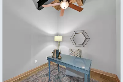 904 E Pearson St #401, Milwaukee, WI 53202 - Photo 22