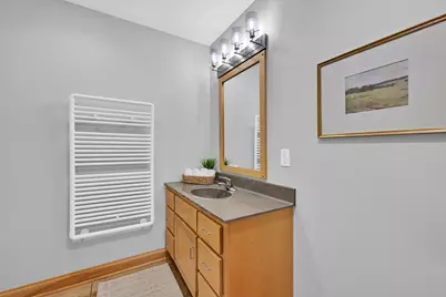 904 E Pearson St #401, Milwaukee, WI 53202 - Photo 18