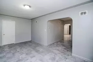 3506 W Hampton Ave, Milwaukee, WI 53209 - Photo 6