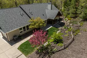 260 Glacial Dr, Slinger, WI 53086 - Photo 2