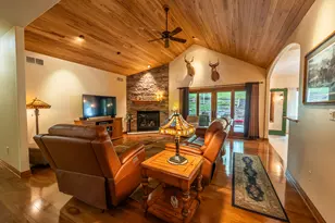 260 Glacial Dr, Slinger, WI 53086 - Photo 4