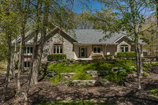 260 Glacial Dr, Slinger, WI 53086 - Photo 2