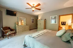 260 Glacial Dr, Slinger, WI 53086 - Photo 36