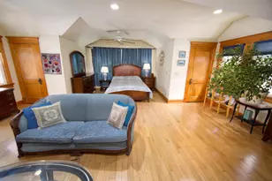 3929 N Maryland Ave, Shorewood, WI 53211 - Photo 36