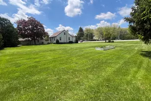 1905 N Rapids Rd, Manitowoc Rapids, WI 54220 - Photo 2