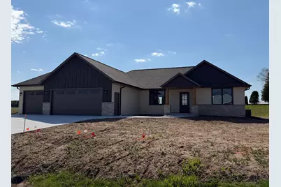 3518  Parkside Dr, Sheboygan, WI 53083 - Photo 1
