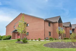 N58W23747 Hastings Ct, Sussex, WI 53089 - Photo 12