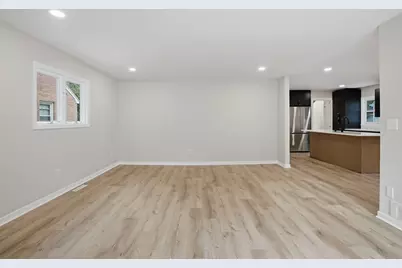 3205 S 72nd St, Milwaukee, WI 53219 - Photo 16