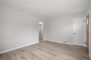 3205 S 72nd St, Milwaukee, WI 53219 - Photo 6
