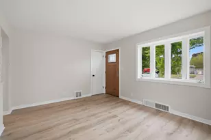 3205 S 72nd St, Milwaukee, WI 53219 - Photo 4