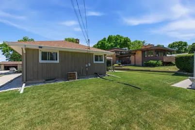 2433 S 93rd St, West Allis, WI 53227 - Photo 28