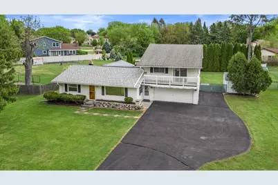 21190  Watertown Rd, Brookfield, WI 53186 - Photo 38