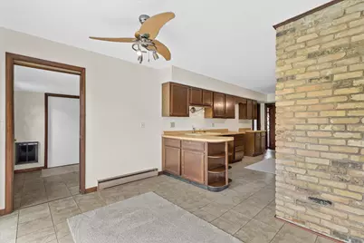 21190  Watertown Rd, Brookfield, WI 53186 - Photo 22