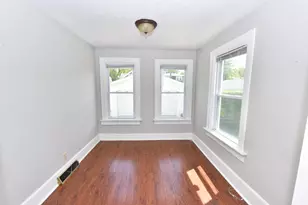 212 N 70th St, Milwaukee, WI 53213 - Photo 12