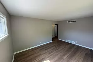 8835 W Bender Ave, Milwaukee, WI 53225 - Photo 16