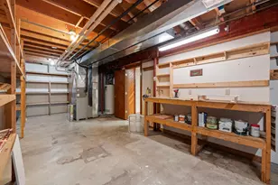 2722 Field Dr, Waukesha, WI 53188 - Photo 32