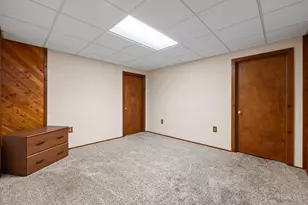 2722 Field Dr, Waukesha, WI 53188 - Photo 30