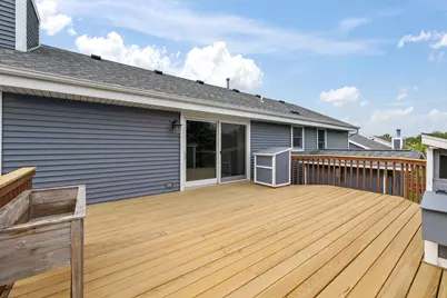 2722  Field Dr, Waukesha, WI 53188 - Photo 8