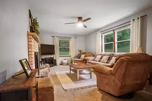 S56W23550 Maplewood Terrace, Waukesha, WI 53189 - Photo 14
