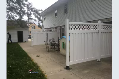201 W Pierre Ln, Port Washington, WI 53074 - Photo 2