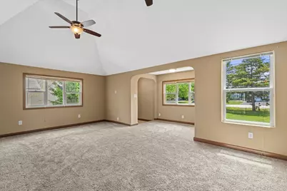2028 W Oakwood Rd, Oak Creek, WI 53154 - Photo 24