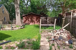 1519 Virginia St, Racine, WI 53405 - Photo 4